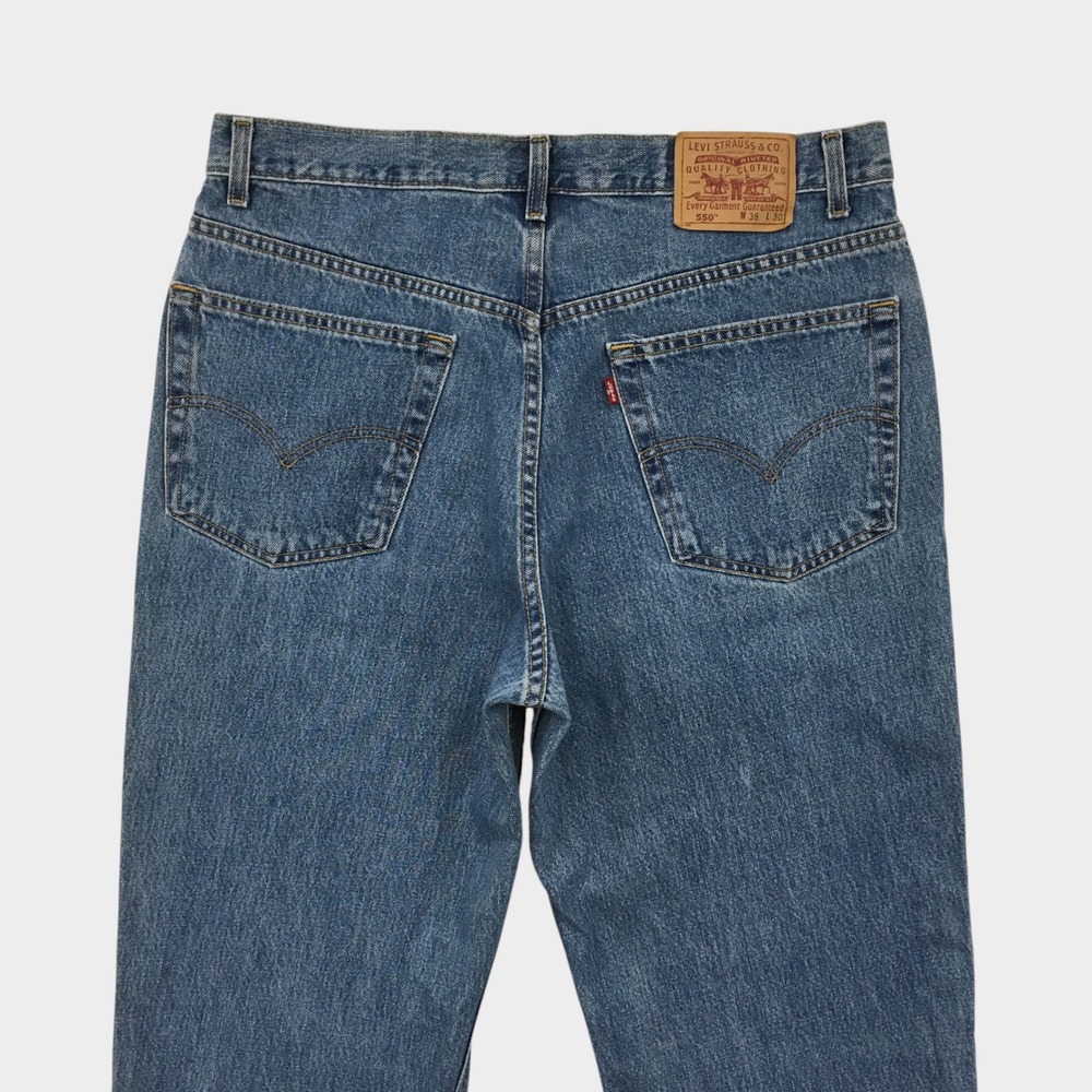VINTAGE Levis 550 Relaxed Jeans Mens Blue Medium Wash Denim 38x30 Fits 36 Waist